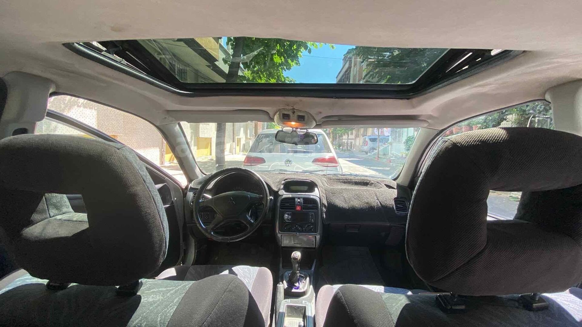 Sahibinden Mitsubishi Carisma 1.8 GDI Comfort 2001 Model 4