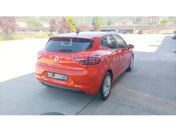Galeriden Renault Clio 1.0 TCe Touch 2021 Model Rize