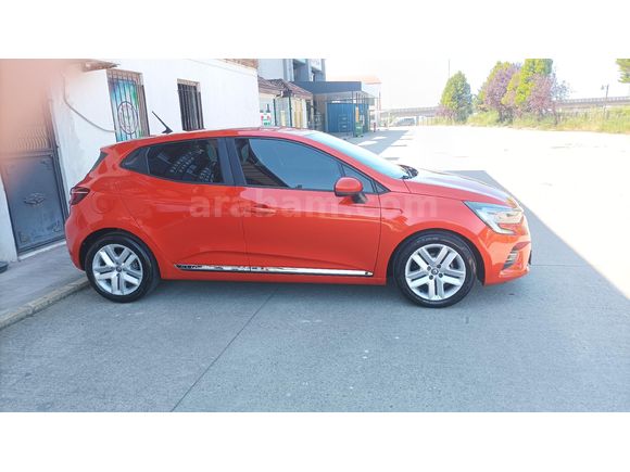 Galeriden Renault Clio 1.0 TCe Touch 2021 Model Rize