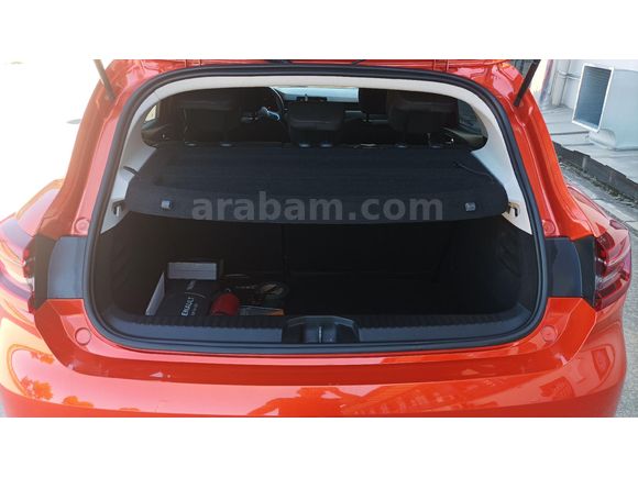 Galeriden Renault Clio 1.0 TCe Touch 2021 Model Rize