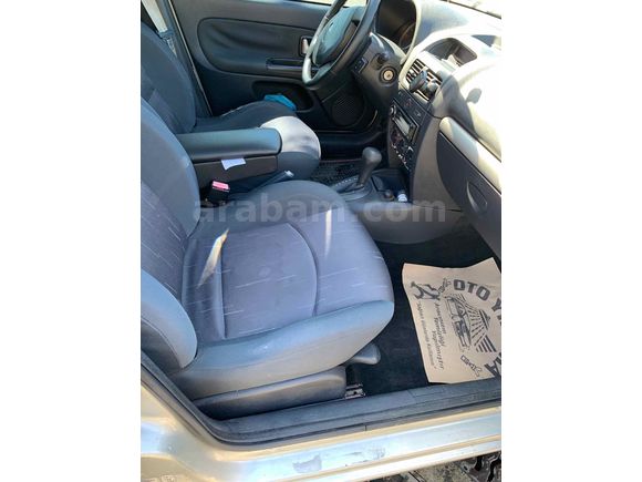 Sahibinden Renault Clio 1.4 Dynamique 2006 Model 