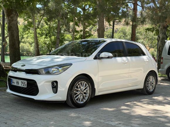 Sahibinden Kia Rio 1.25 CVVT Concept 2017 Model 