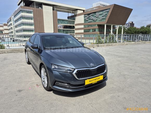 BULUT NETCAR'DAN 2021 OCTAVİA 1.5 e-TEC PREMIUM 92,BİN KM HATASZ