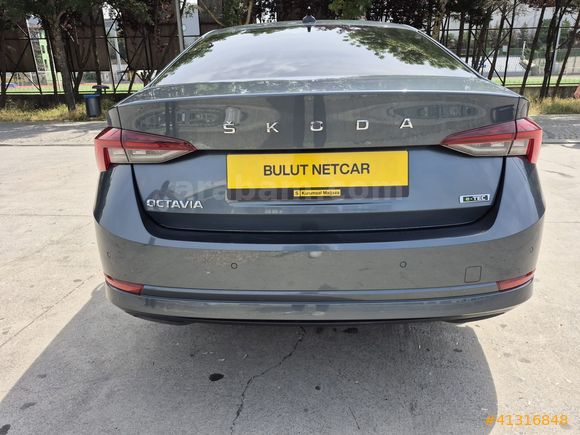 BULUT NETCAR'DAN 2021 OCTAVİA 1.5 e-TEC PREMIUM 92,BİN KM HATASZ