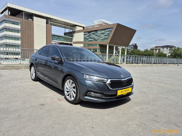 BULUT NETCAR'DAN 2021 OCTAVİA 1.5 e-TEC PREMIUM 92,BİN KM HATASZ