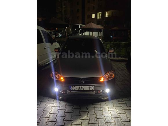 Galeriden Opel Corsa 1.7 DTi Comfort 2003 Model Konya
