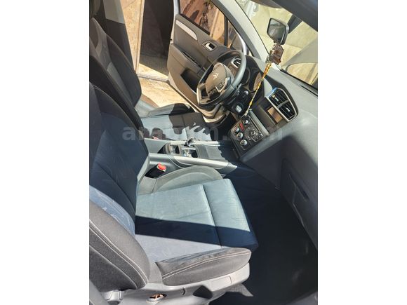 Sahibinden Citroen C4 1.6 e-HDi Confort Plus 2012 Model Hatasız Acill Satılık