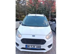 Sahibinden Ford Tourneo Courier 1.0 EcoBoost Titanium 2023 Model