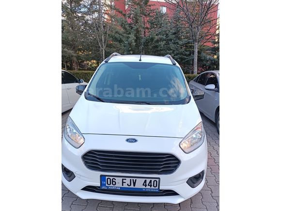 Sahibinden Ford Tourneo Courier 1.0 EcoBoost Titanium 2023 Model