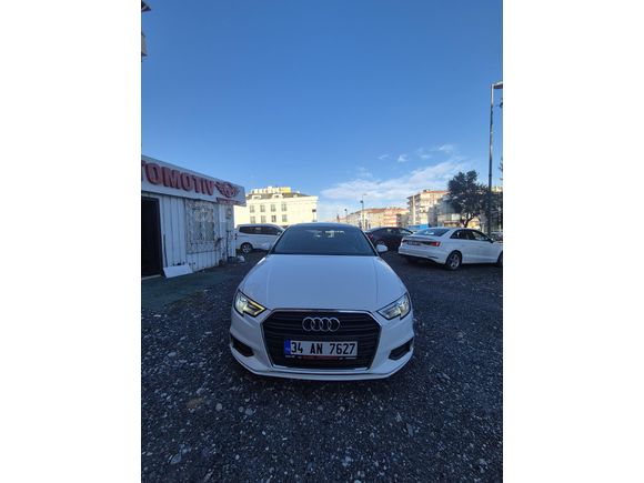 Galeriden Audi A3 Sedan 1.6 TDI Sport Line 2016 Model İstanbul