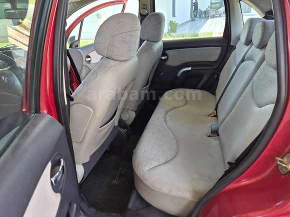 Sahibinden Citroen C3 1.4 SX 2005 Model  200000 km Kırmızı