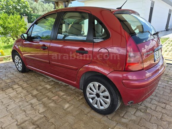 Sahibinden Citroen C3 1.4 SX 2005 Model  200000 km Kırmızı
