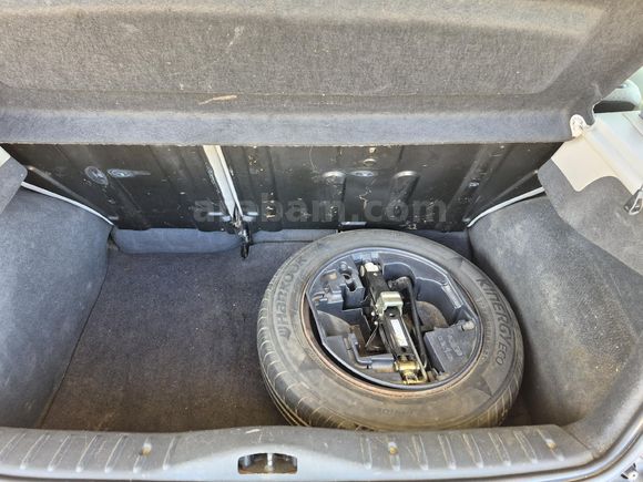 Sahibinden Citroen C3 1.4 SX 2005 Model  200000 km Kırmızı