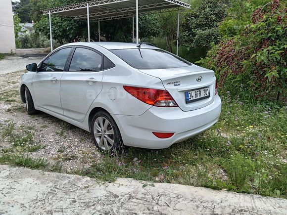Sahibinden Hyundai Accent Blue 1.6 CRDI Mode Plus 2018 Model