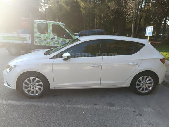 Sahibinden Seat Leon 1.2 TSI Style 2014 Model  112.000 km Beyaz