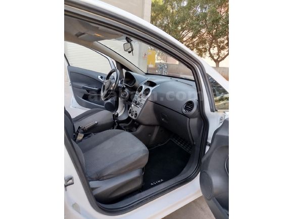 Sahibinden Opel Corsa 1.3 CDTI Essentia 2011 Model