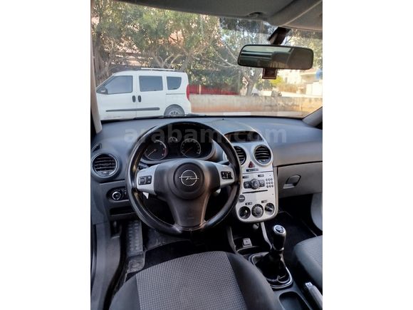 Sahibinden Opel Corsa 1.3 CDTI Essentia 2011 Model