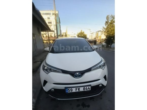 Sahibinden Toyota C-HR 1.8 Hybrid Diamond 2017 Model