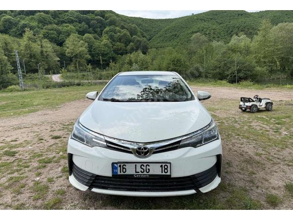 Sahibinden Toyota Corolla 1.33 Life 2017 Model Sakarya