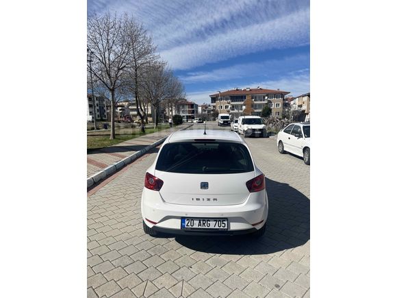 Sahibinden Seat Ibiza 1.4 Style 2014 Model 