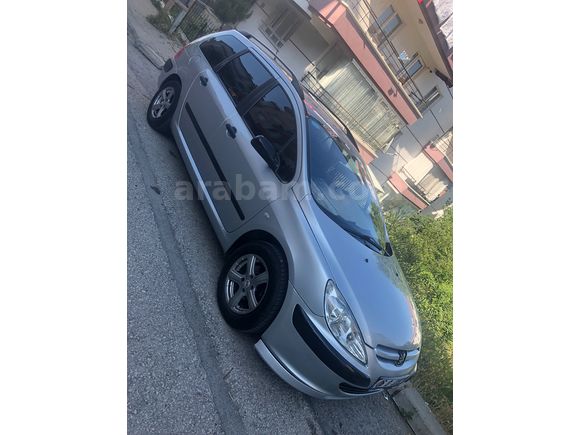 Tek parça boyalı temiz bakımlı 307sw 