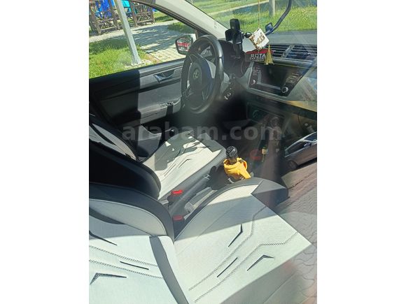 Sahibinden Skoda Fabia 1.0 GreenTec Ambition 2015 Model