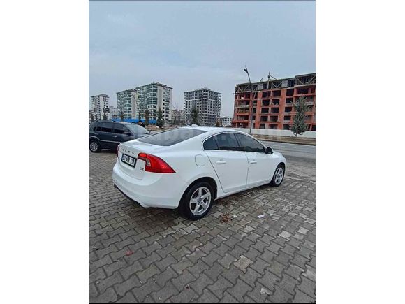 Sahibinden Volvo S60 1.6 D Premium 2014 Model 