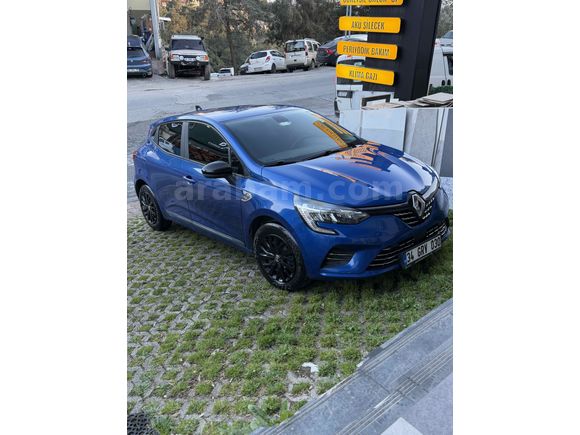 Sahibinden Renault Clio 1.0 SCe Joy 2023 Model 