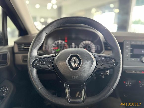 YKTCAR AUTOGROSS'DAN 2023 CLIO JOY HATASIZ BOYASIZ