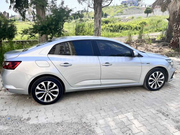 Sahibinden Renault Megane 1.3 TCe Icon 2025 Model Hatay