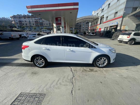 Sahibinden Ford Focus 1.6 TDCi Trend X 2015 Model 