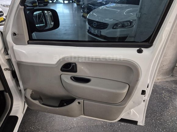 2003 ORJİNAL MASRAFSIZ RENAULT KANGOO 1.5 DCI GRAND CONFORT 70 HP