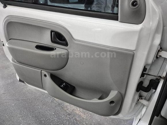 2003 ORJİNAL MASRAFSIZ RENAULT KANGOO 1.5 DCI GRAND CONFORT 70 HP