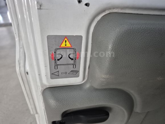 2003 ORJİNAL MASRAFSIZ RENAULT KANGOO 1.5 DCI GRAND CONFORT 70 HP