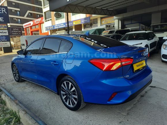 Galeriden Ford Focus 1.5 Ti-VCT Titanium 2023 Model İzmir