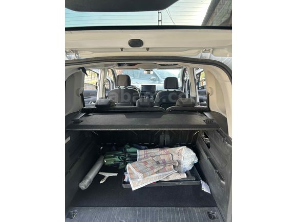 Sahibinden Opel Combo 1.5 CDTI Essentia 2024 Model 