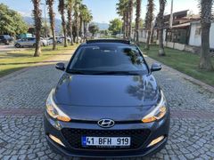 Sahibinden Cam tavanlı Hyundai i20 1.4 MPI Elite 2016 Model 