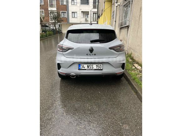 Sahibinden Renault Clio 1.0 TCe Techno Esprit Alpine 2025 Model  14.200km Gri (metalik)