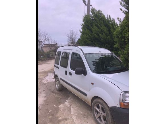 Sahibinden Renault Kangoo 1.9 D 2001 Model HUSUSİ RUHSATLI !!Acil Satılık 