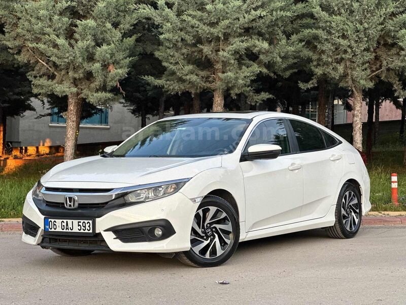 Galeriden Honda Civic 1.6i VTEC Eco Elegance 2016 Model Ankara 85.000 km Beyaz