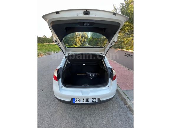 2011 Megane 3 Expression | 129 Bin Km | Bakımlı | Muayene Yeni | Masrafsız | Çok Temiz