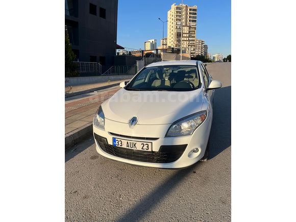 2011 Megane 3 Expression | 129 Bin Km | Bakımlı | Muayene Yeni | Masrafsız | Çok Temiz