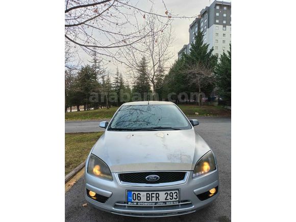 Sahibinden Ford Focus 1.6 Ghia 2005 Model 