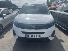 HATASIZ/BOYASIZ/ 16 BİN KM DE 2025 model COMBO 1,5 D Essential