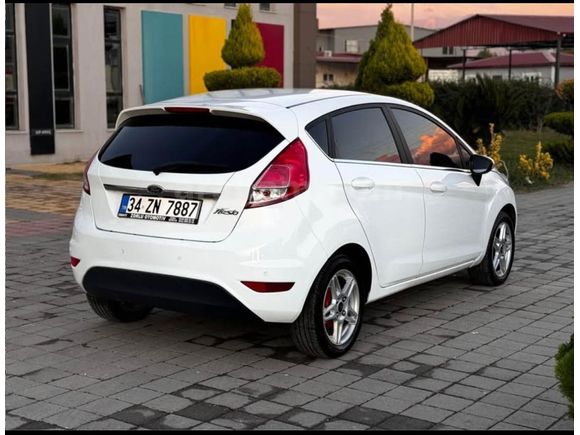 Sahibinden Ford Fiesta 1.4 Titanium 2015 Model