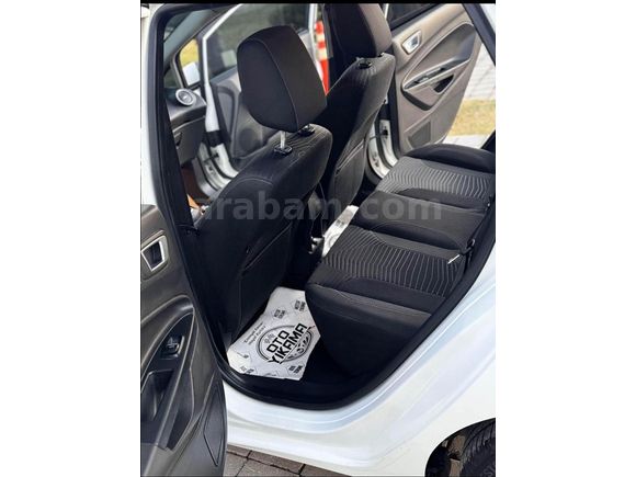 Sahibinden Ford Fiesta 1.4 Titanium 2015 Model