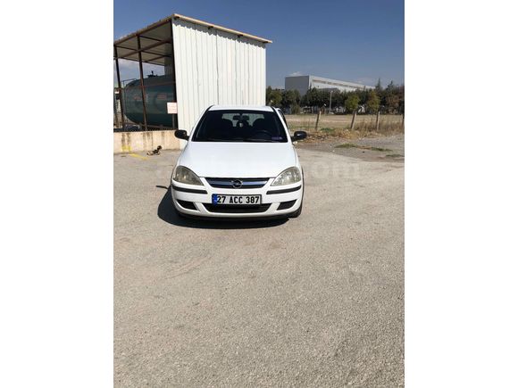 Sahibinden Opel Corsa 1.3 CDTI Araç 5 kapılıdır otomobil olarak geçmekte.
