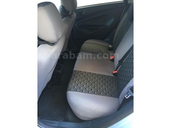 Sahibinden Ford Fiesta 1.4 Titanium X 2010 Model