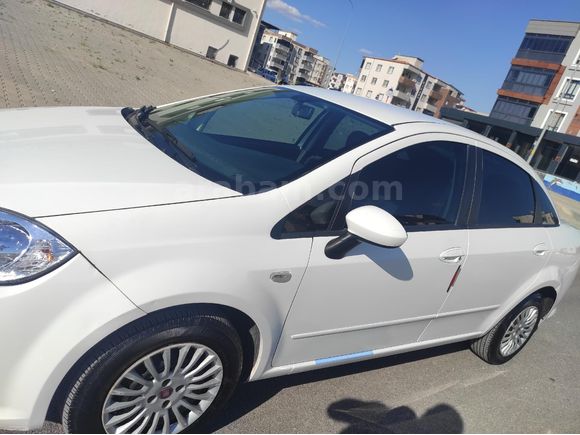 Sahibinden Fiat Linea 1.3 Multijet Active Plus 2015 Model  169.000 km Beyaz