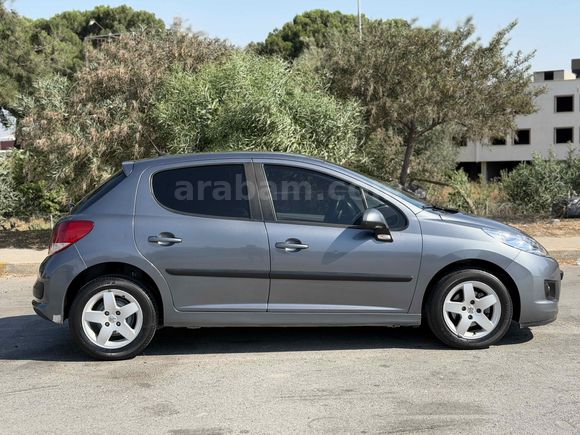  Peugeot 207 1.4 Trendy 2010 Model 